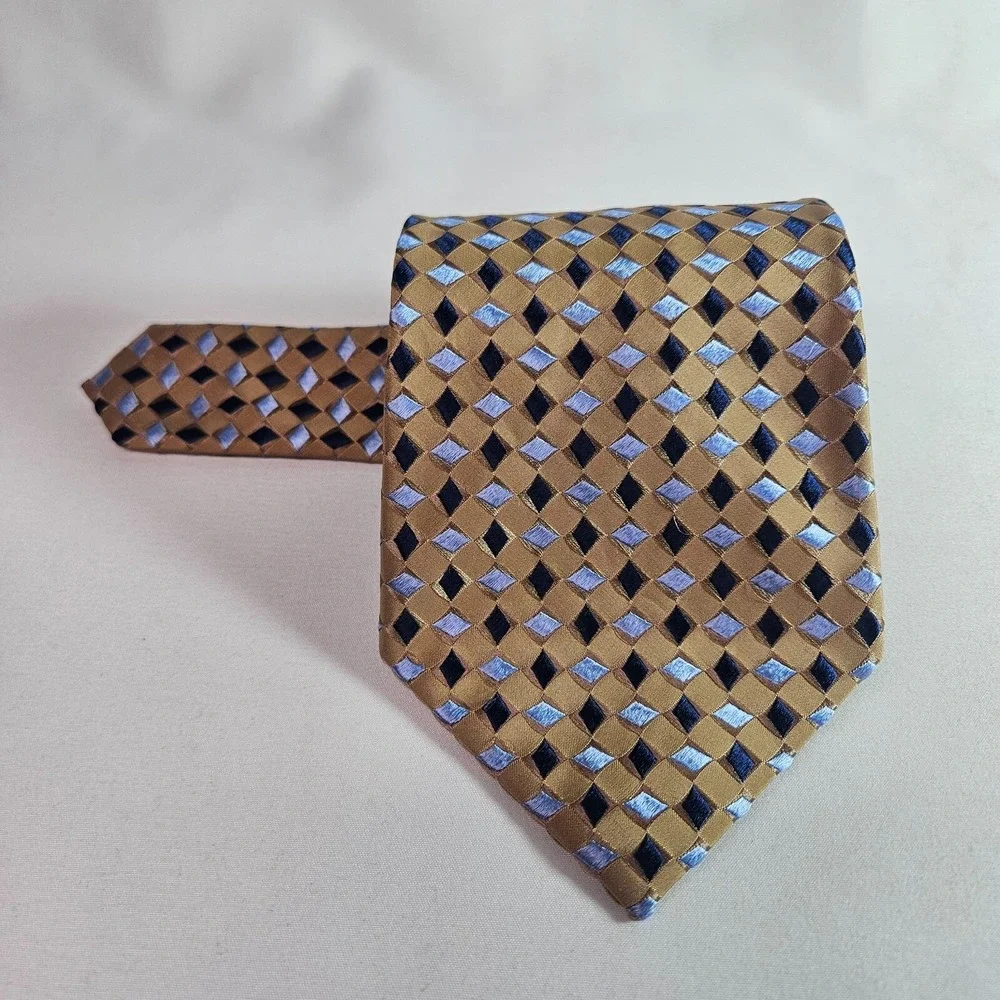 Geoffrey Beene 100% Silk Hand Made‎ Tie Geometric Gold 4